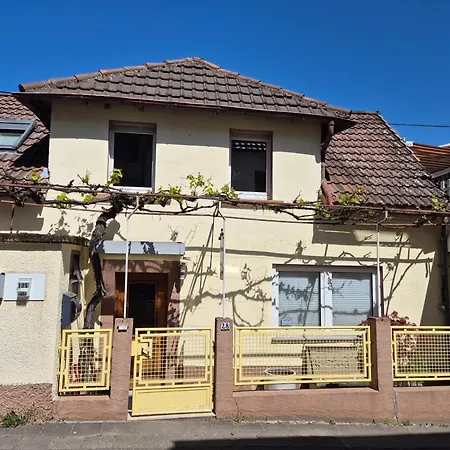 Rebenhaus St Martin Vakantiehuis *